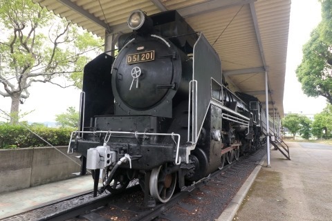 蒲郡市博物館に静態保存されている「D51形蒸気機関車」は、乗れるし